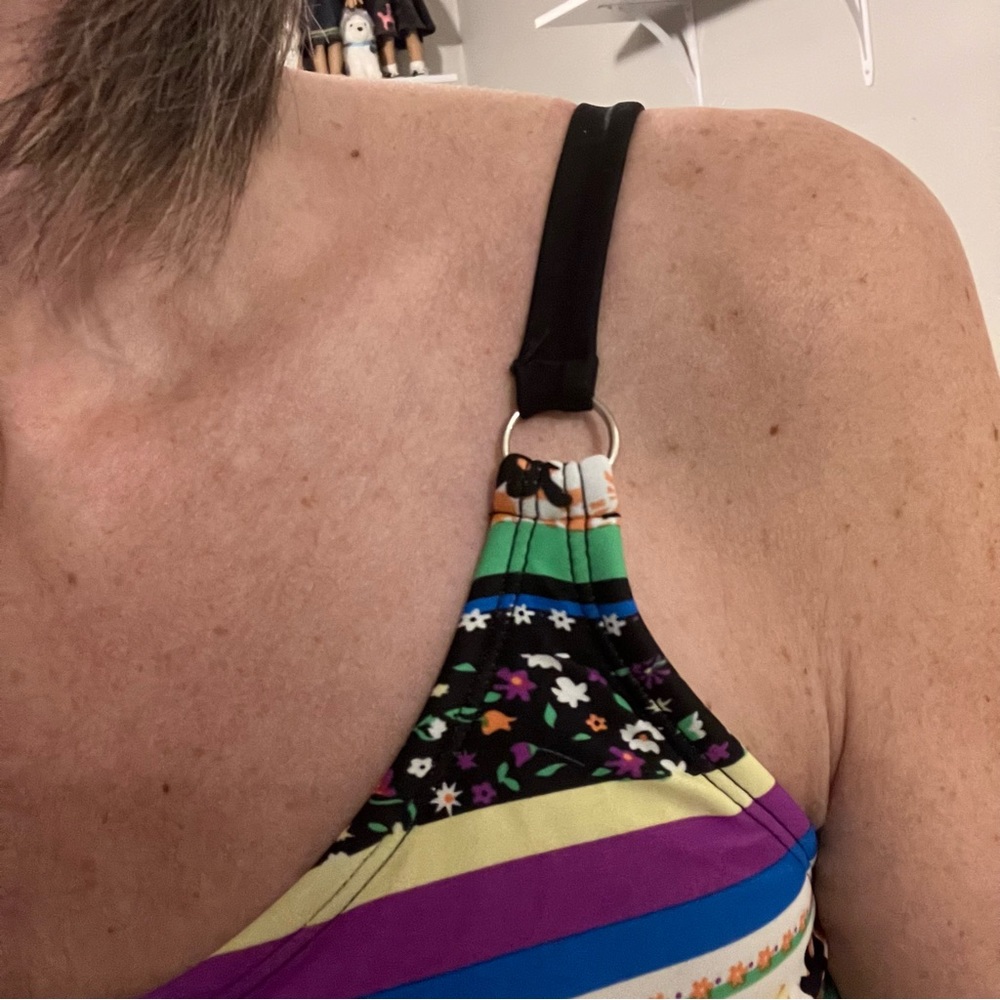 🟢2 FOR $15❣️SALE! Colorful Tankini Top *NEW *Top Only *Medium *Asymmetrical Hem - Picture 15 of 16